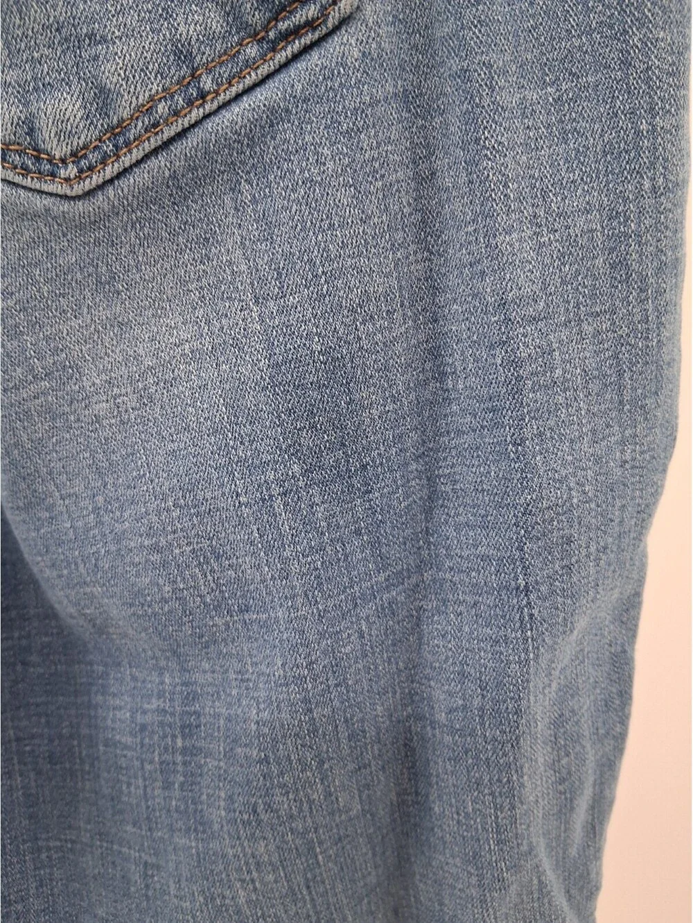 Levi's Bermuda Shorts Womens 28 Blue Denim Mid Rise Casual Stretch Cowgirl Jean